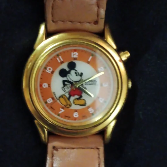 Lorus Mickey Mouse watch. | Accessories | Euc Vin 99s Mickey 